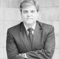 Sr. D. César Girón López