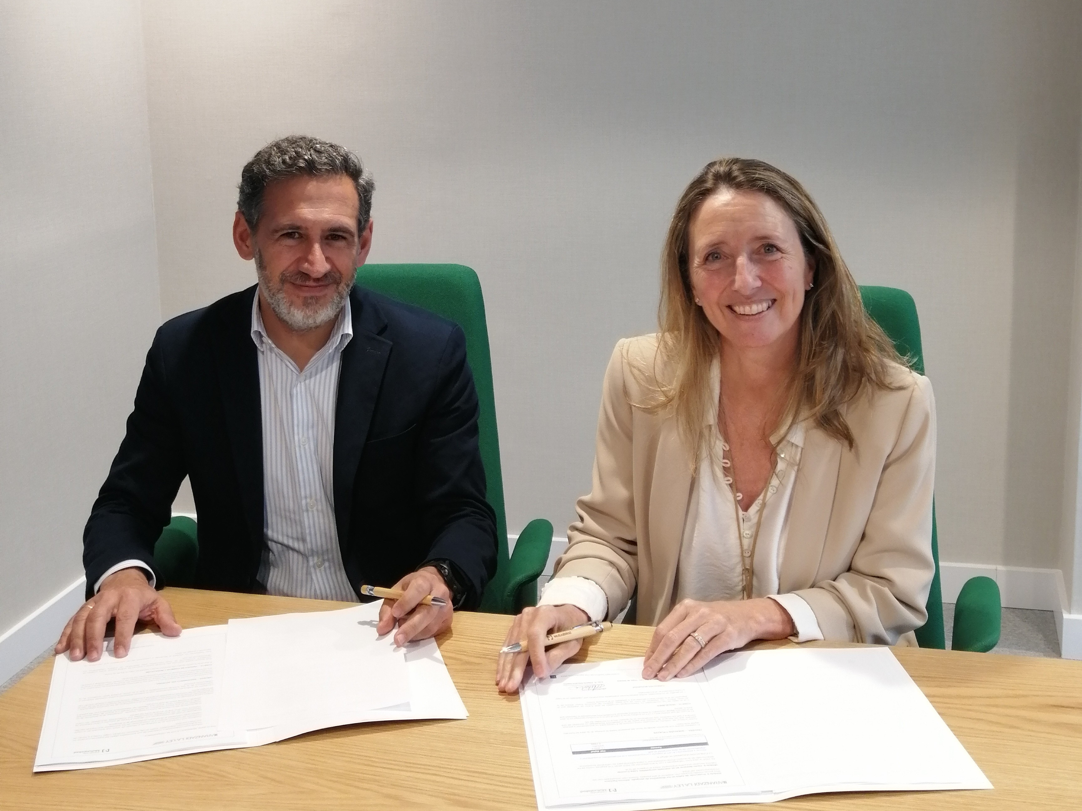 Aranzadi LA LEY y Fundación Mutualidad renuevan su compromiso con la formación jurídica de excelencia